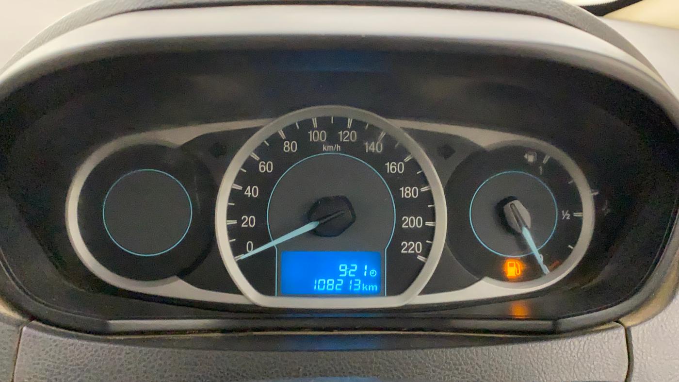 2015 Ford Figo Aspire AMBIENTE 1.2 PETROL, CNG, Manual, 1,08,212 km, Odometer Image