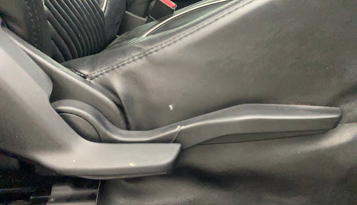 2017 Maruti Baleno ZETA PETROL 1.2, Petrol, Manual, 60,138 km, Driver Side Adjustment Panel