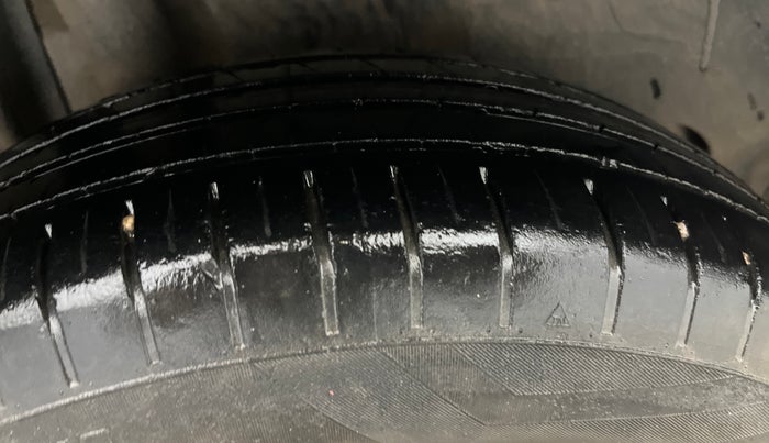 2018 Maruti Swift ZXI PLUS, Petrol, Manual, 51,153 km, Right Rear Tyre Tread