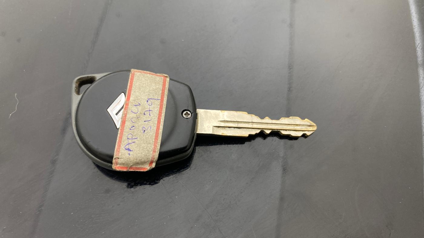 2013 Maruti Swift VXI, Petrol, Manual, 68,831 km, Key Close Up