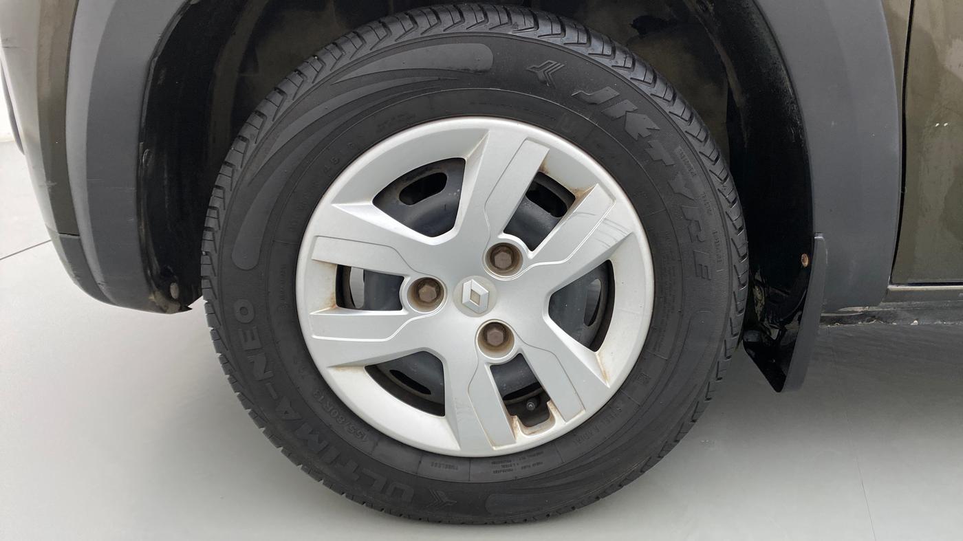 2016 Renault Kwid RXT 1.0 EASY-R AT OPTION, Petrol, Automatic, 20,403 km, Left Front Wheel