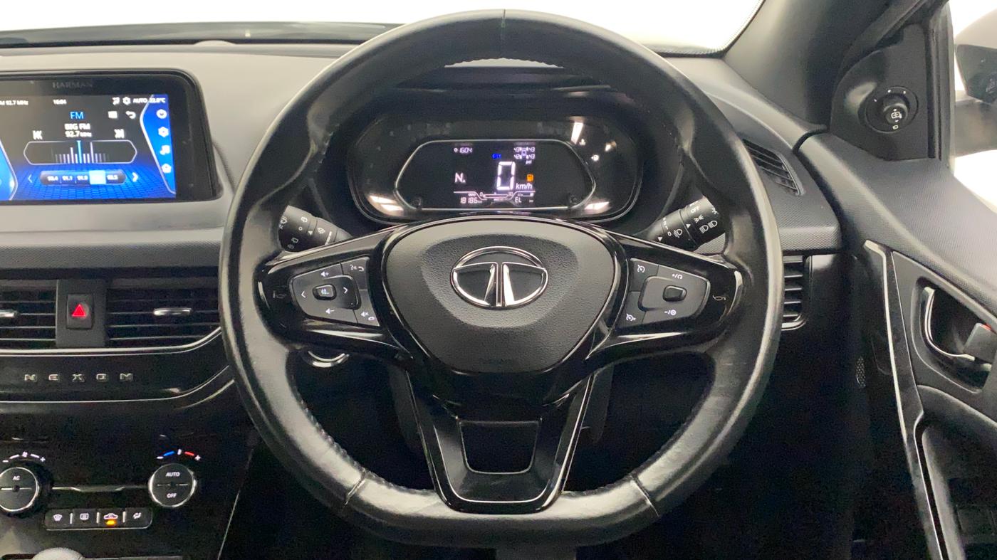 2022 Tata NEXON XZA PLUS (O) PETROL DARK EDITION, Petrol, Automatic, 18,300 km, Steering Wheel Close Up