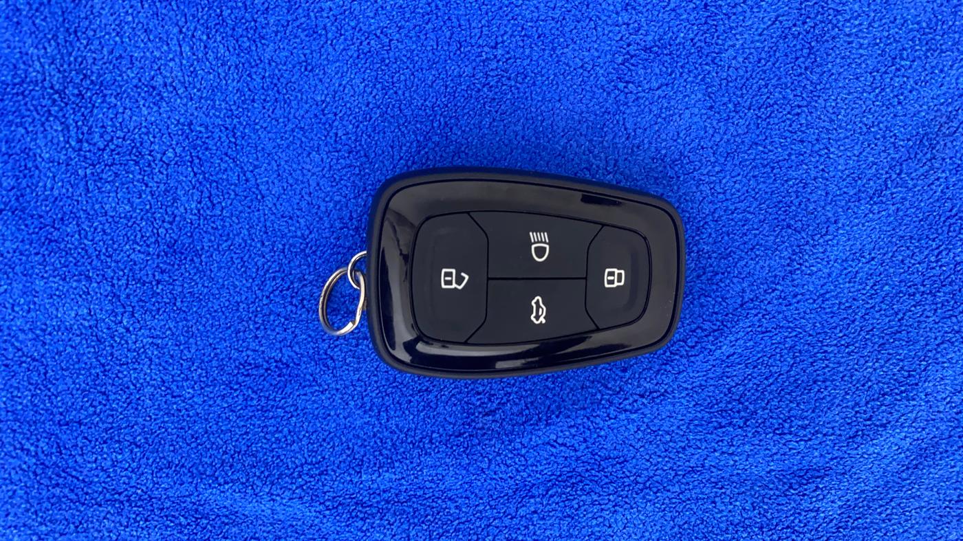 2022 Tata NEXON XZA PLUS (O) PETROL DARK EDITION, Petrol, Automatic, 18,300 km, Key Close Up