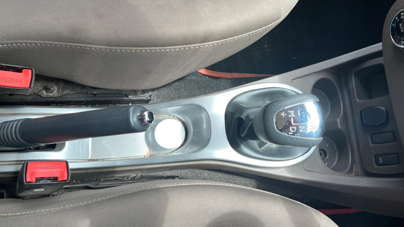 2017 Renault Duster 110 PS RXZ 4X2 AMT DIESEL, Diesel, Automatic, 77,008 km, Gear Lever