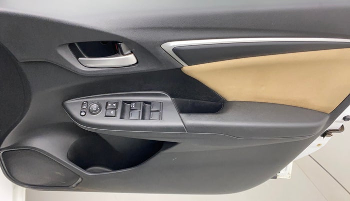 2019 Honda Jazz 1.2L I-VTEC VX, Petrol, Manual, 33,161 km, Driver Side Door Panels Control
