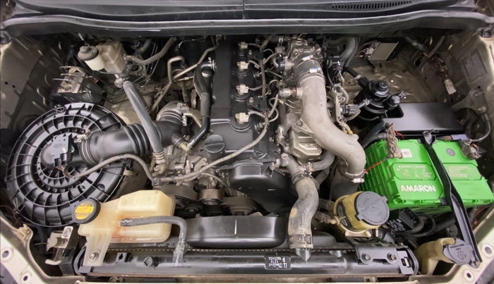 2012 Toyota Innova 2.5 GX 8 STR BS IV, Diesel, Manual, 1,13,870 km, Open Bonet