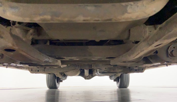 2012 Toyota Innova 2.5 GX 8 STR BS IV, Diesel, Manual, 1,13,870 km, Front Underbody