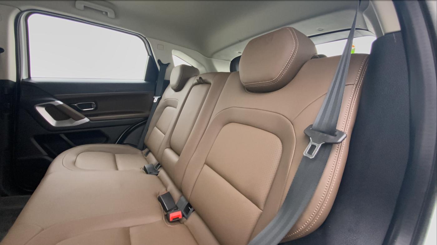 2021 Tata Harrier XZA, Diesel, Automatic, 24,437 km, Right Side Rear Door Cabin