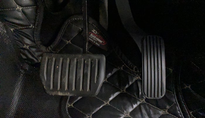 2021 Tata Harrier XZA, Diesel, Automatic, 24,437 km, Pedals