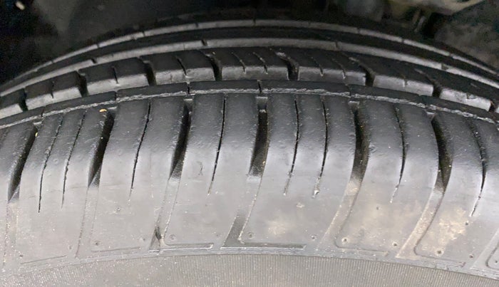 2021 Tata Harrier XZA, Diesel, Automatic, 24,437 km, Left Front Tyre Tread