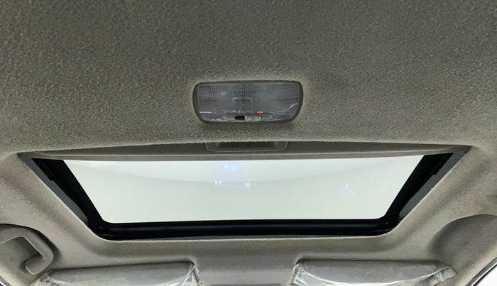2022 Honda WR-V 1.2L I-VTEC VX MT, Petrol, Manual, 10,010 km, Moonroof/ Sunroof