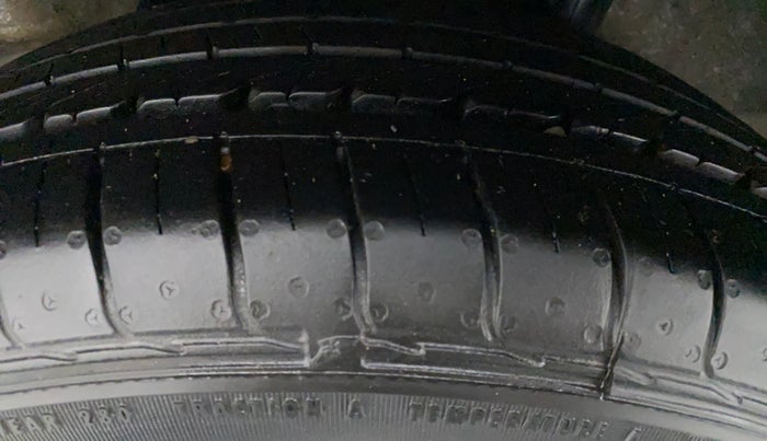 2022 Honda WR-V 1.2L I-VTEC VX MT, Petrol, Manual, 10,010 km, Left Rear Tyre Tread