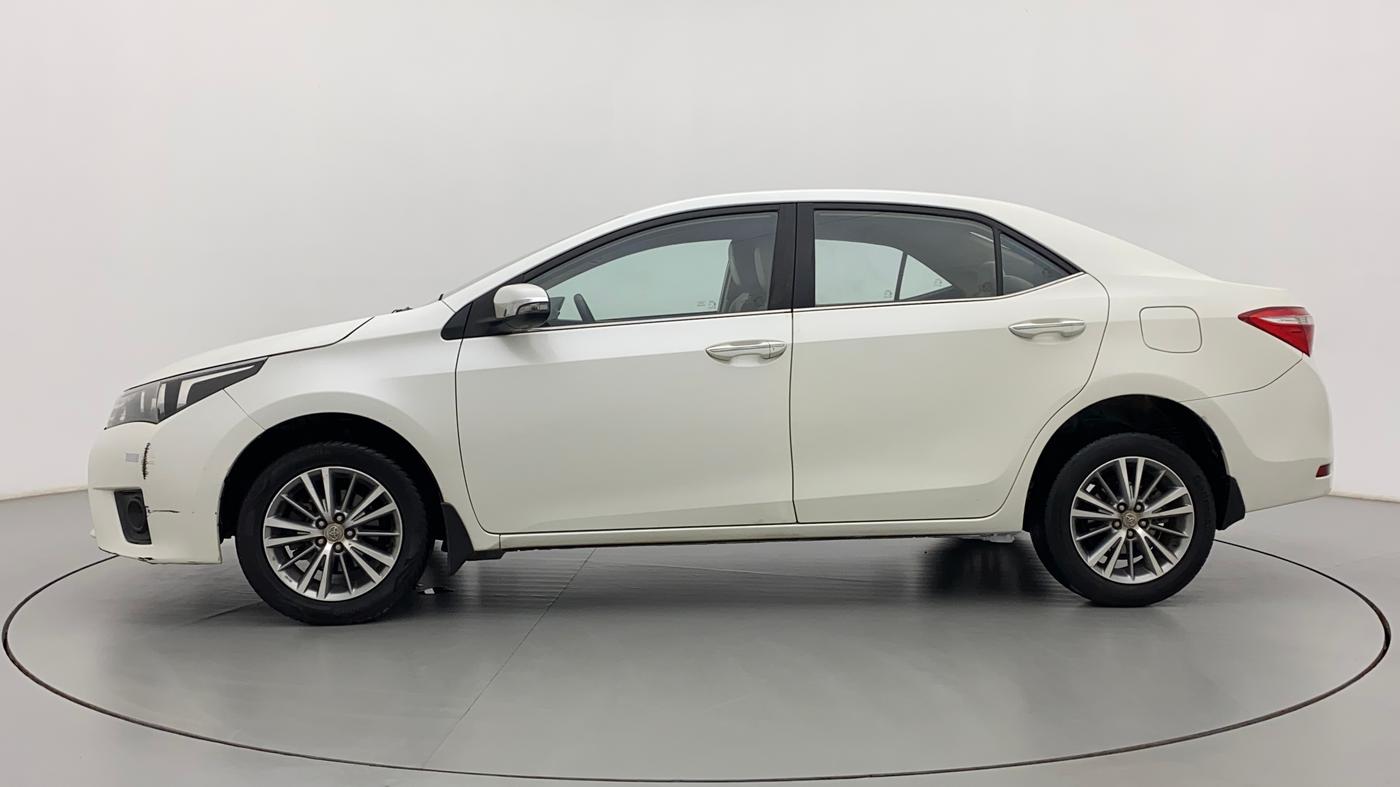 2016 Toyota Corolla Altis VL CVT PETROL, Petrol, Automatic, 1,18,478 km, Left Side