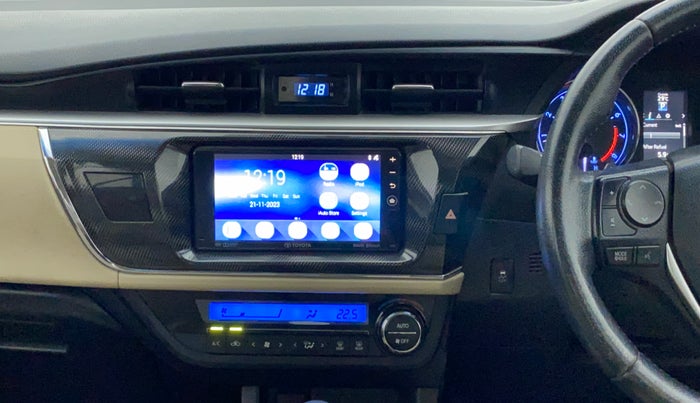 2016 Toyota Corolla Altis VL CVT PETROL, Petrol, Automatic, 1,18,478 km, Air Conditioner