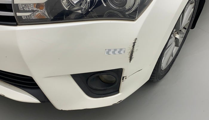 2016 Toyota Corolla Altis VL CVT PETROL, Petrol, Automatic, 1,18,478 km, Front bumper - Minor scratches