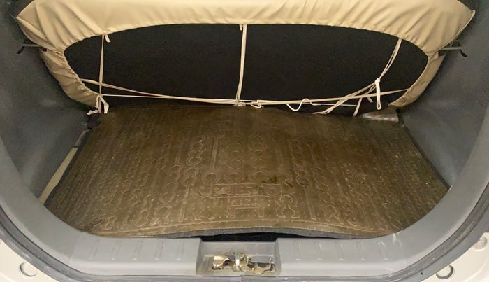 2015 Maruti Alto 800 LXI, Petrol, Manual, 7,166 km, Boot Inside