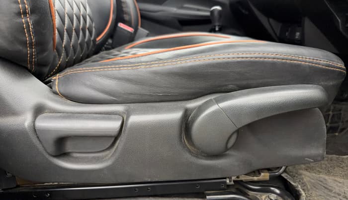 2019 Honda WR-V 1.2L I-VTEC S MT, Petrol, Manual, 85,671 km, Driver Side Adjustment Panel