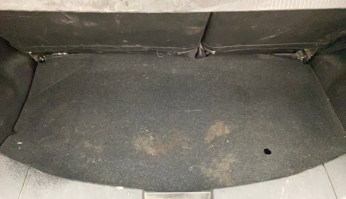 2017 Maruti Wagon R 1.0 VXI, Petrol, Manual, 52,023 km, Boot Inside