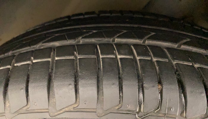 2011 Nissan Micra XV DIESEL, Diesel, Manual, 86,208 km, Left Front Tyre Tread