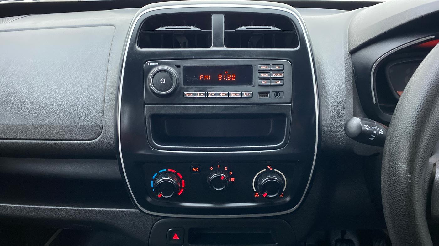 2017 Renault Kwid RXL, Petrol, Manual, 66,912 km, Air Conditioner