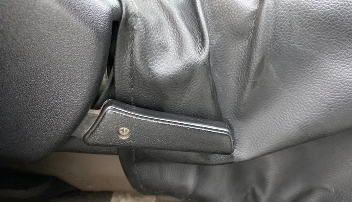 2013 Maruti Alto 800 LXI, Petrol, Manual, 65,307 km, Driver Side Adjustment Panel