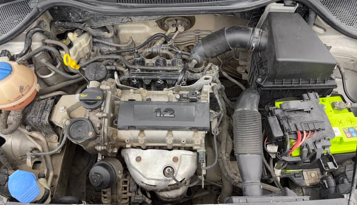 2015 Volkswagen Polo HIGHLINE1.2L, Petrol, Manual, 76,337 km, Engine View