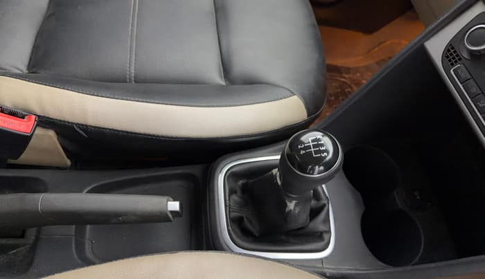 2015 Volkswagen Polo HIGHLINE1.2L, Petrol, Manual, 76,337 km, Gear Lever