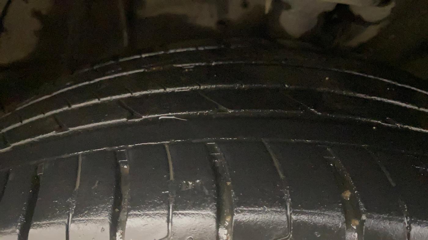 2021 Hyundai Creta SX EXECUTIVE 1.5 PETROL, Petrol, Manual, 47,624 km, Right Front Tyre Tread