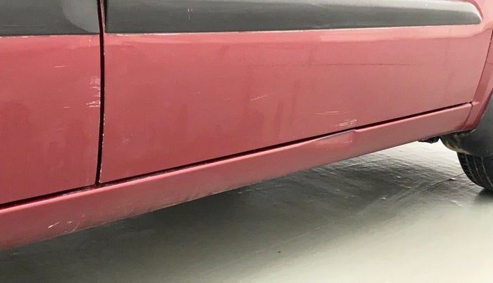 2014 Hyundai i10 MAGNA 1.1, Petrol, Manual, 31,181 km, Right running board - Slightly dented