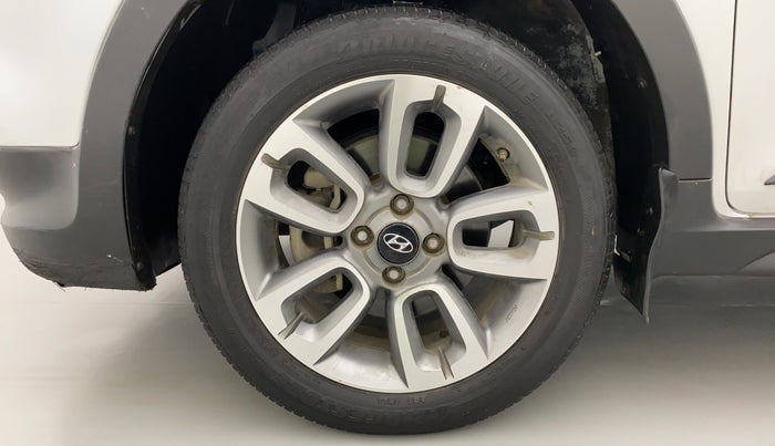 2015 Hyundai i20 Active 1.2 SX, Petrol, Manual, 38,400 km, Left Front Wheel