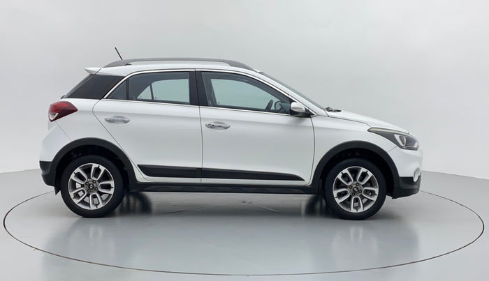 2015 Hyundai i20 Active 1.2 SX, Petrol, Manual, 38,400 km, Right Side View