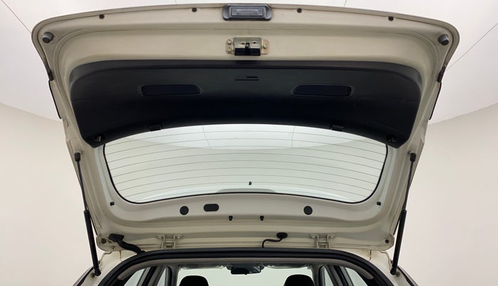 2015 Hyundai i20 Active 1.2 SX, Petrol, Manual, 38,400 km, Boot Door Open