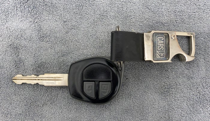 2015 Maruti Swift Dzire VXI, Petrol, Manual, 25,157 km, Key Close Up