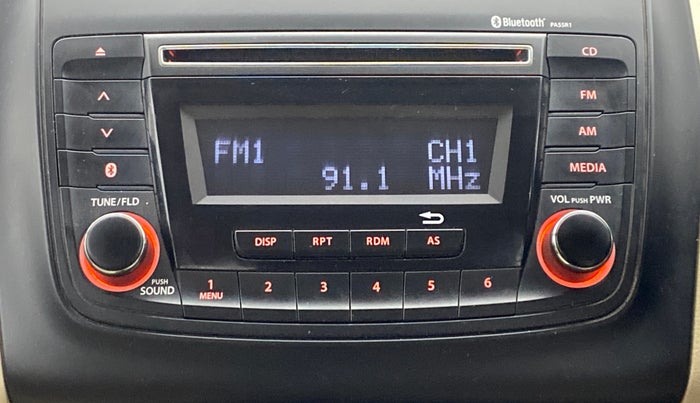 2018 Maruti Dzire VXI, Petrol, Manual, 39,398 km, Infotainment System