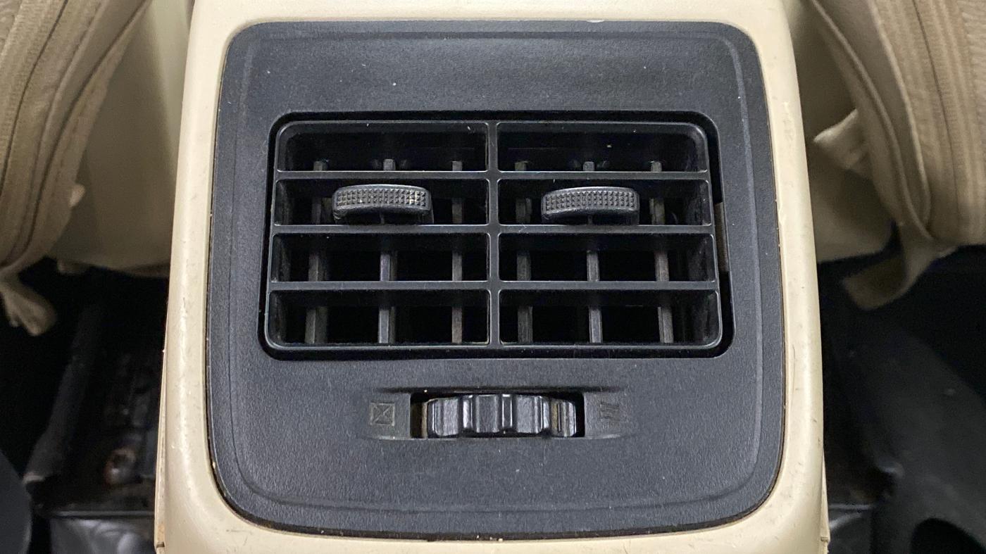 2018 Maruti Dzire VXI, Petrol, Manual, 39,398 km, Rear AC Vents