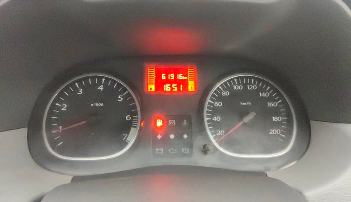 2013 Renault Duster RXE PETROL, Petrol, Manual, 61,904 km, Odometer Image