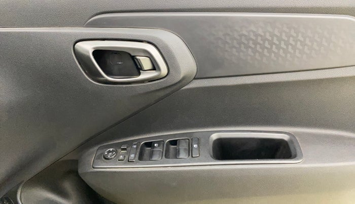 2025 Hyundai EXTER SX 1.2 MT Hy-CNG Duo , CNG, Manual, 28,958 km, Driver Side Door Panels Control