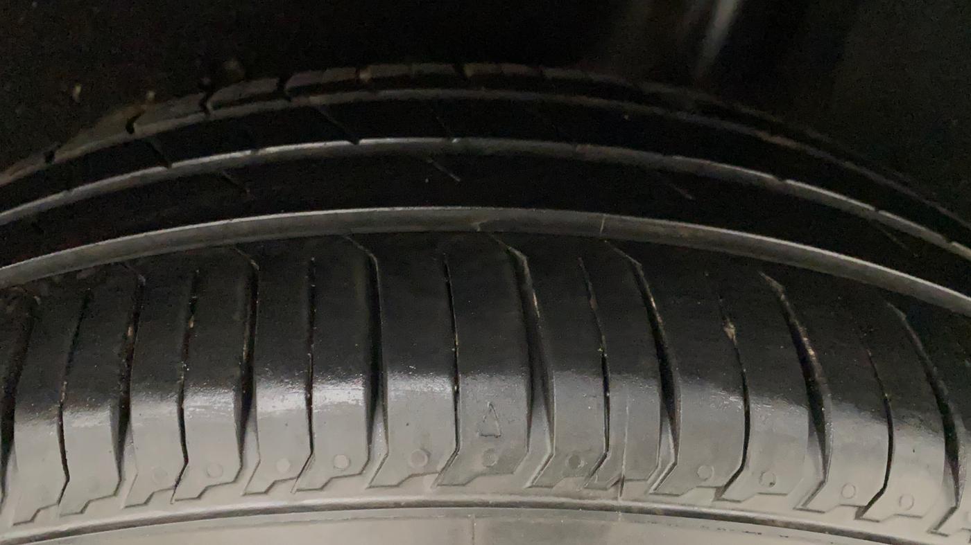 2017 Maruti Baleno DELTA CVT PETROL 1.2, Petrol, Automatic, 74,601 km, Left Rear Tyre Tread