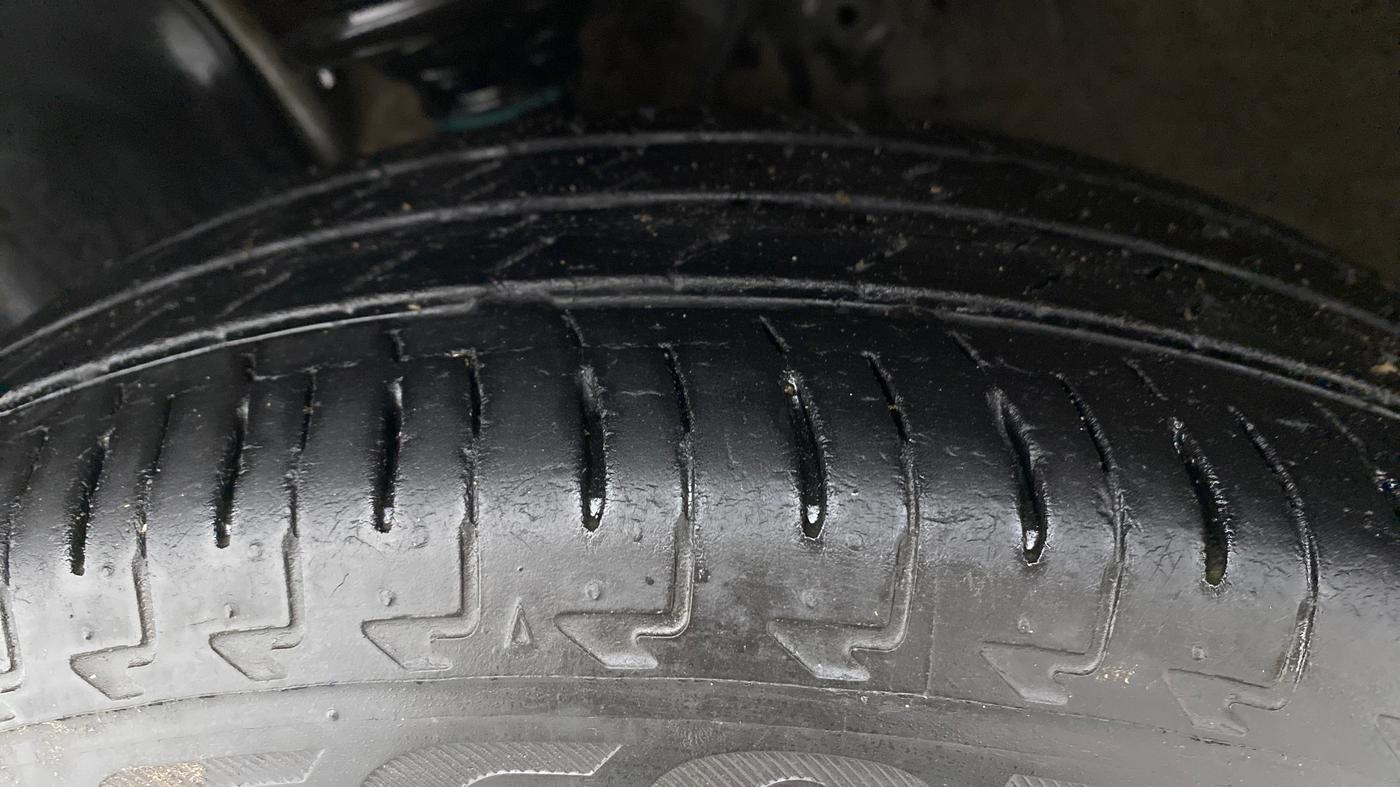 2021 Maruti IGNIS SIGMA 1.2, Petrol, Manual, 45,873 km, Left Front Tyre Tread