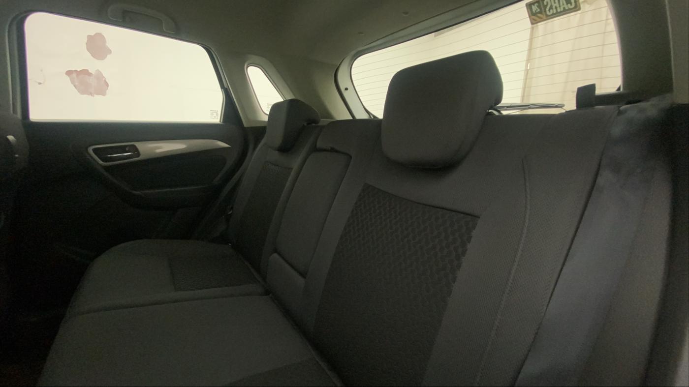2016 Maruti Vitara Brezza ZDI PLUS, Diesel, Manual, 59,256 km, Right Side Rear Door Cabin