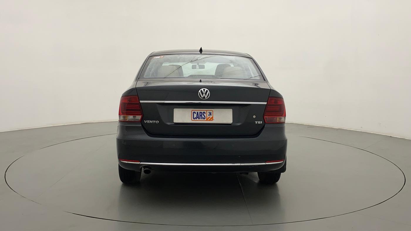 2015 Volkswagen Vento HIGHLINE PETROL AT, Petrol, Automatic, 79,764 km, Back/Rear