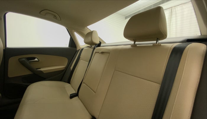 2015 Volkswagen Vento HIGHLINE PETROL AT, Petrol, Automatic, 79,764 km, Right Side Rear Door Cabin