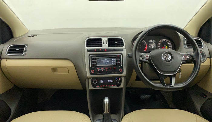 2015 Volkswagen Vento HIGHLINE PETROL AT, Petrol, Automatic, 79,764 km, Dashboard
