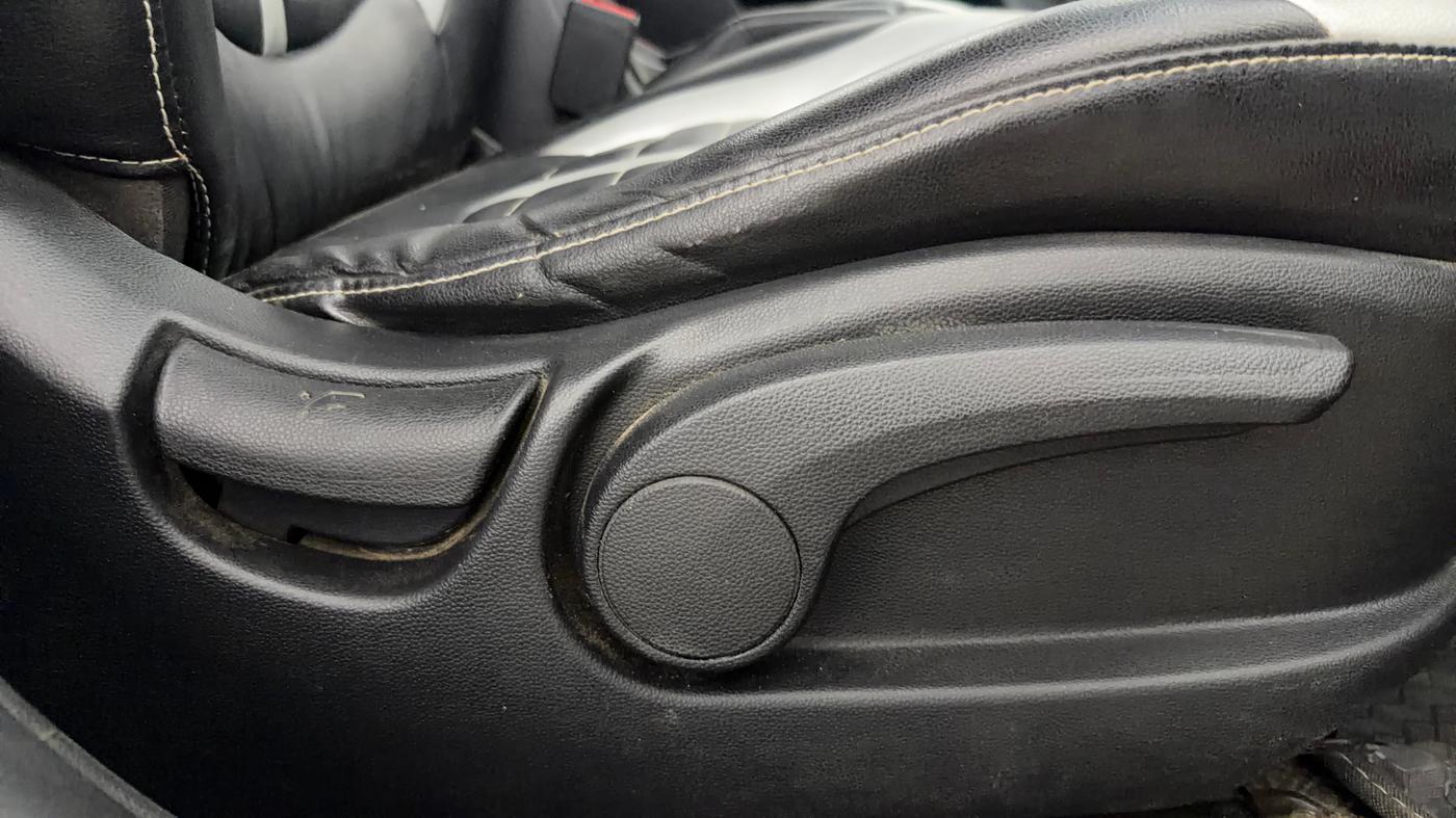 2019 Hyundai Creta EX 1.6 PETROL, Petrol, Manual, 70,534 km, Driver Side Adjustment Panel