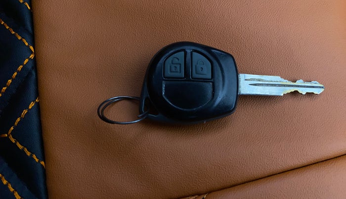 2019 Maruti Alto K10 VXI (O), Petrol, Manual, 23,640 km, Key Close Up