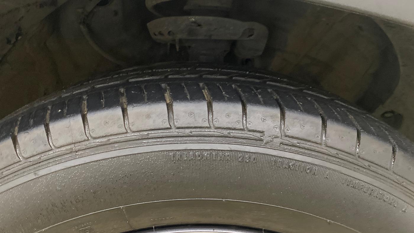 2020 KIA SELTOS GTX PLUS DCT 1.4 PETROL, Petrol, Automatic, 21,210 km, Right Front Tyre Tread