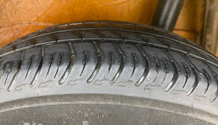 2019 Maruti S PRESSO VXI+, Petrol, Manual, 98,850 km, Left Rear Tyre Tread