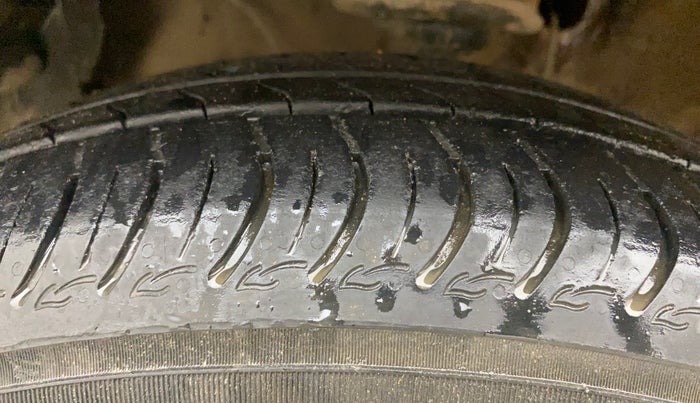 2019 Maruti S PRESSO VXI+, Petrol, Manual, 98,850 km, Left Front Tyre Tread