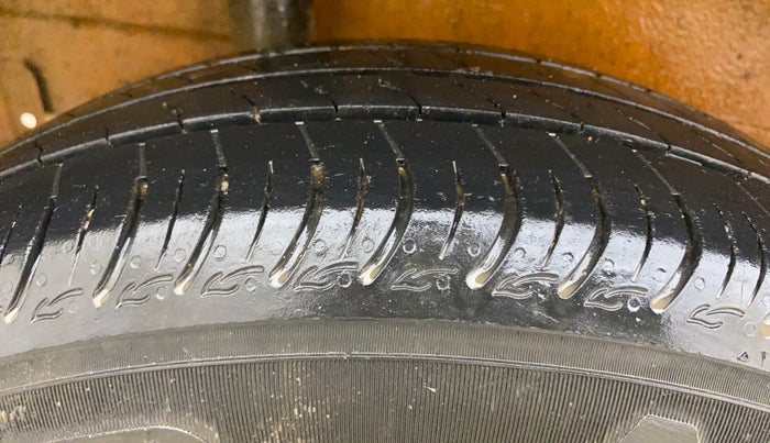 2019 Maruti S PRESSO VXI+, Petrol, Manual, 98,850 km, Right Rear Tyre Tread