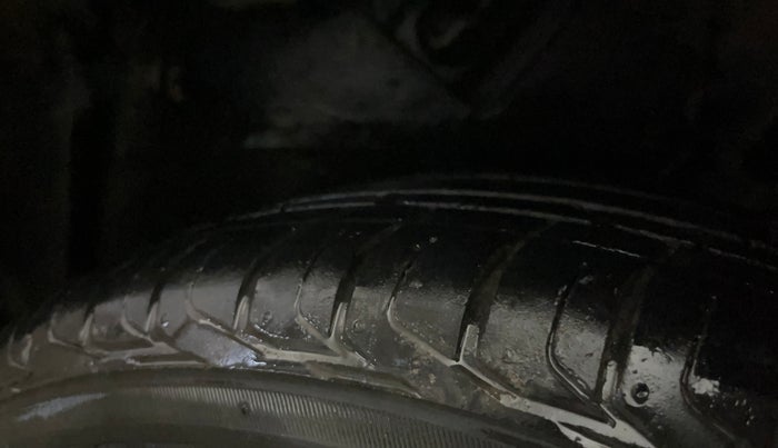 2020 Tata NEXON XM SUNROOF PETROL, Petrol, Manual, 62,340 km, Left Rear Tyre Tread